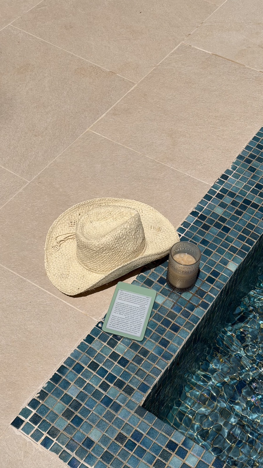 Eden Tropical Retreat pool and villa view